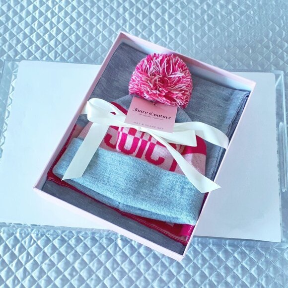 NWT Juicy Couture grey knit hat & scarf boxed set - Picture 2 of 6